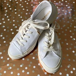 Converse All Star all white leather sz 8 womens